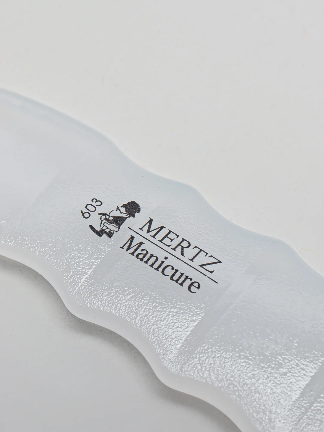 Mertz A603 Большая педикюрная терка двухсторонняя грит #100/180