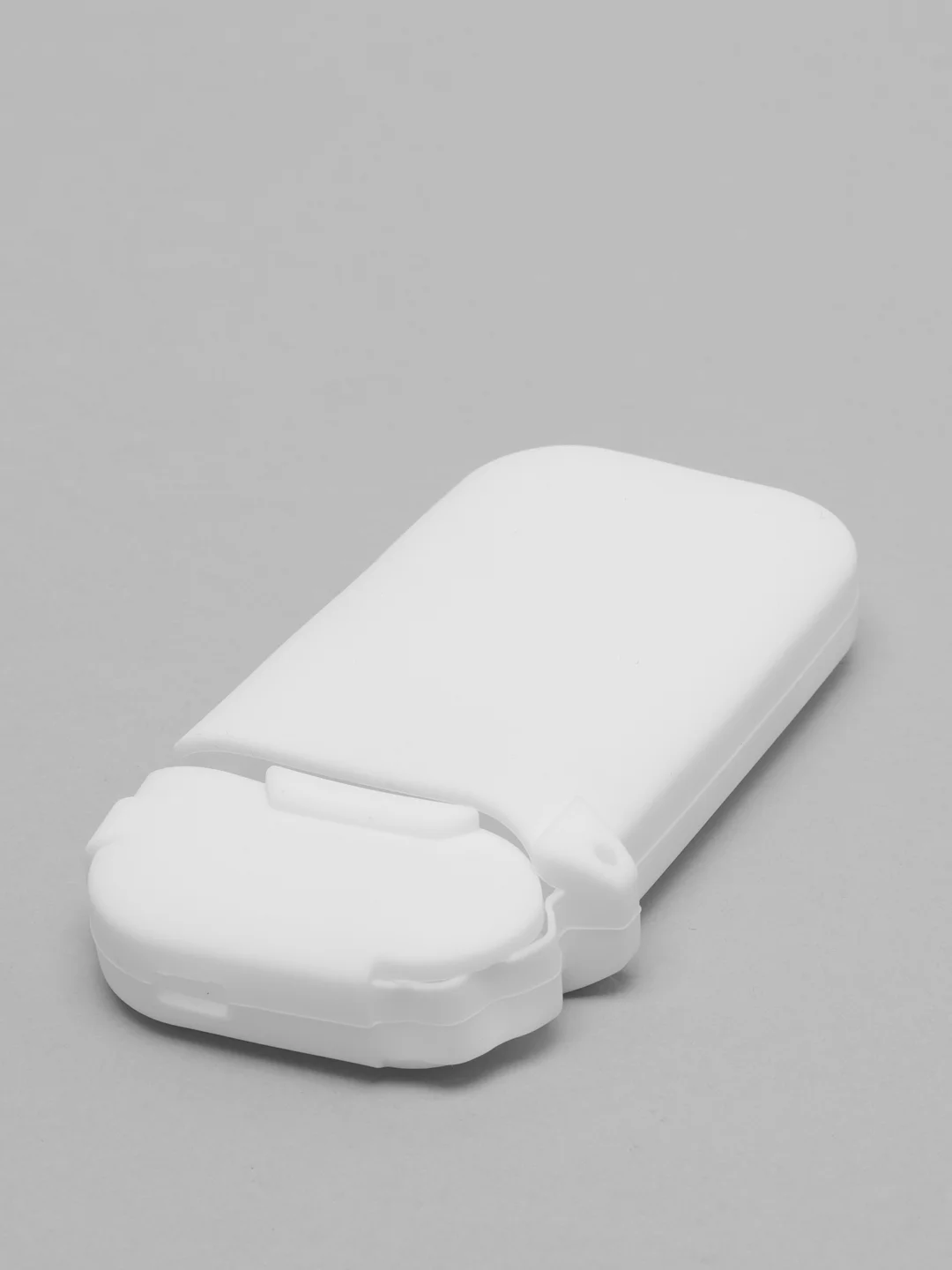 Белый чехол для iqos 2.4 plus