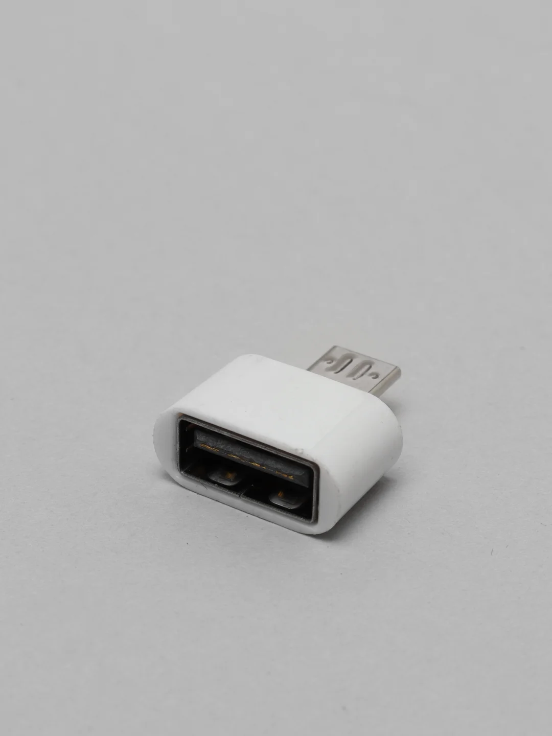 Белый адаптер переходник usb micro usb otg