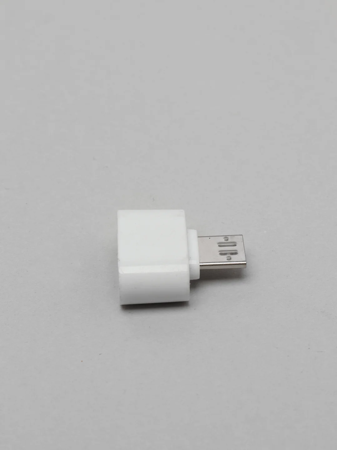 Белый адаптер переходник usb micro usb otg