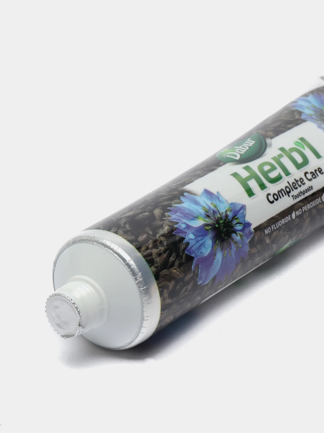 Зубная паста Dabur Herbal с экстрактами черного тмина,оливы и гвоздики 150 гр