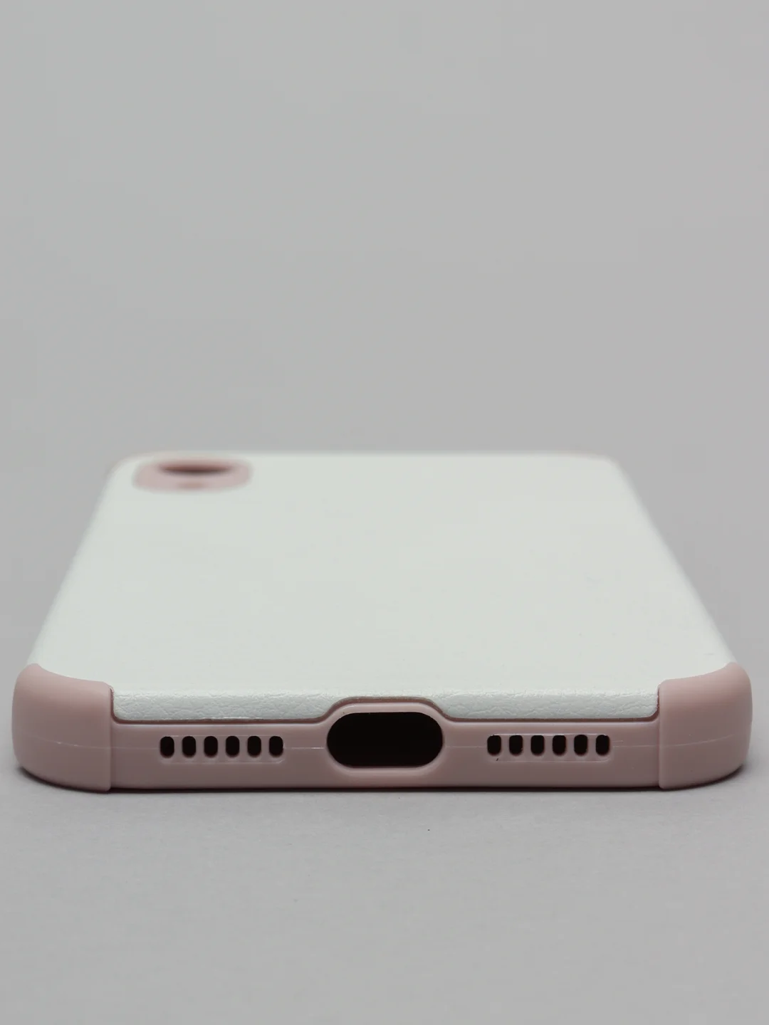 Розовый чехол на iPhone 13 /12/ 11 Pro Max Mini/ XS/ X/ XR/ 7/ 8/+