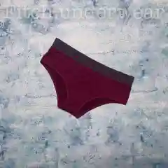 Комплект нижнего белья: топ и трусики