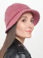 Розовый шляпа вязаная двойная