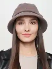 Серый шляпа вязаная двойная