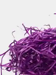 Фиолетовый стружка наполнитель
