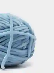 Небесно-голубой пряжа плюшевая YarnArt "Dolce Baby", 100% микрополиэстер, 50 г, 85 м
