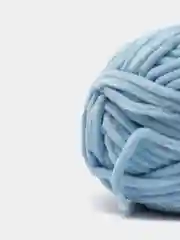 Небесно-голубой пряжа плюшевая YarnArt "Dolce Baby", 100% микрополиэстер, 50 г, 85 м