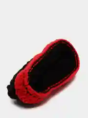 Красный пинетки вязаные