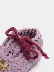 Лавандовый пинетки вязаные