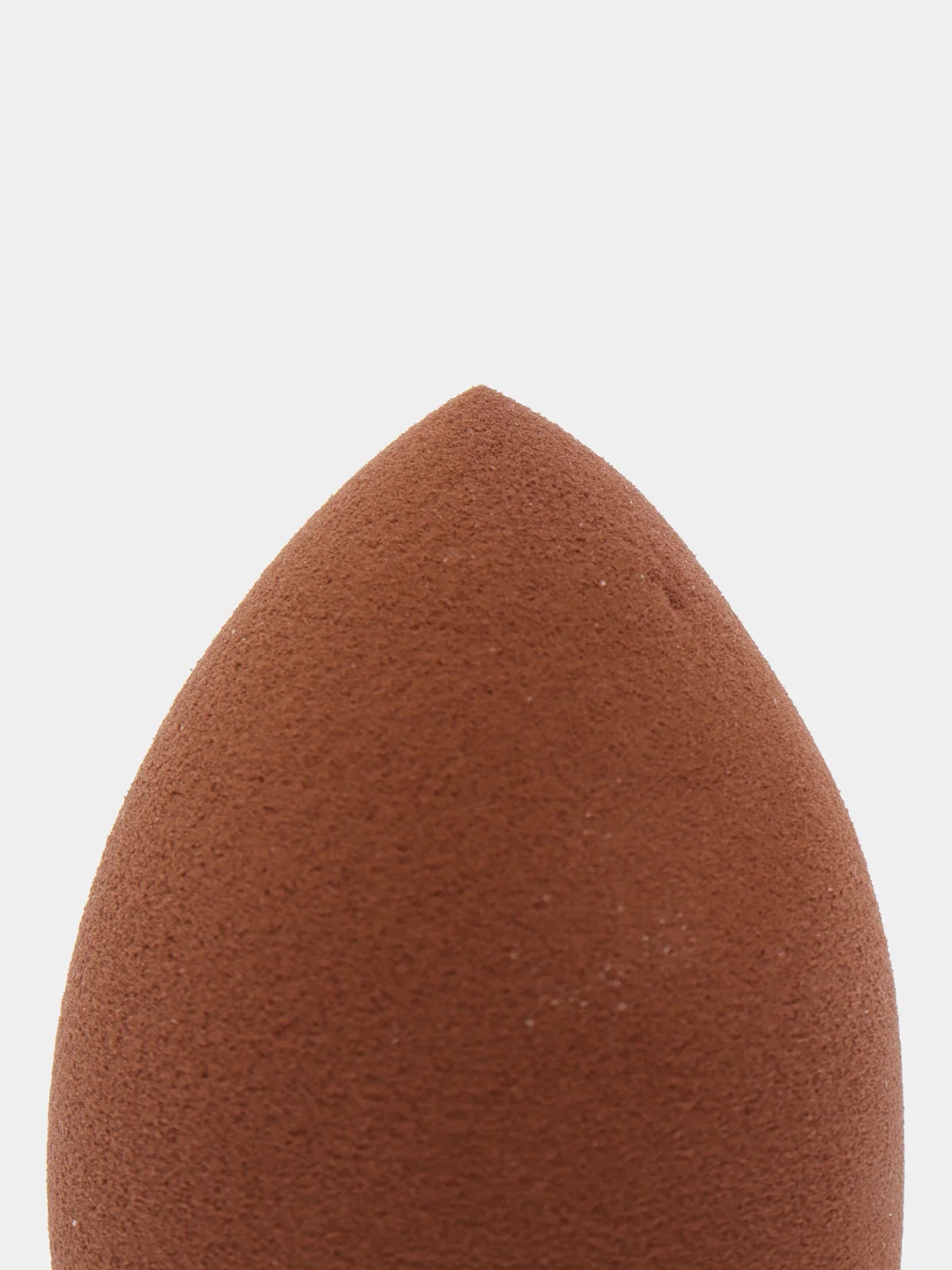 Коричневый спонж для макияжа Beautyblender