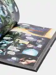 Injustice "Боги среди нас. Год третий". Издание делюкс / Книга комикс