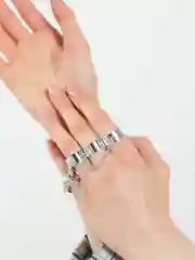 Кольца на 4 пальца с цепочкой