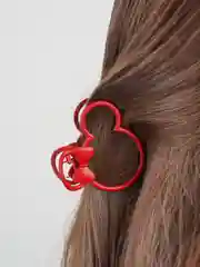 Красный краб для волос Минни Маус