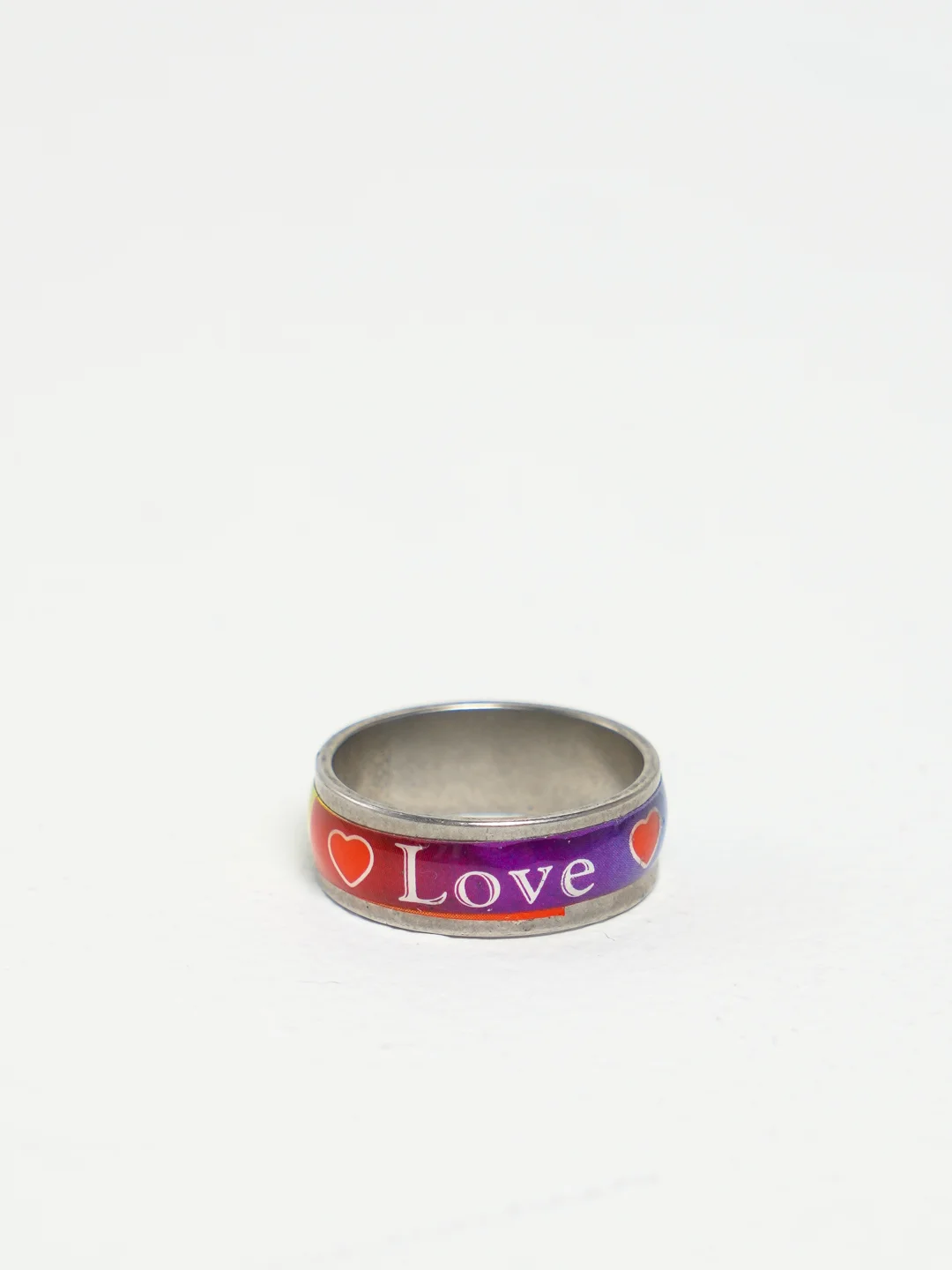 Лайм кольцо с надписью "Love"