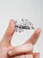 Мятный брошь со стразами ассорти