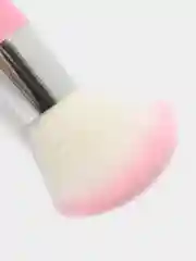 Кисть для макияжа