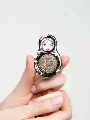 Золотой брошь "Матрешка", ручная работа, в подарочной коробке