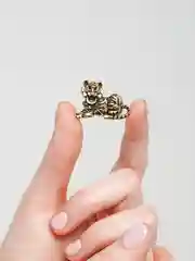 Золотой брошь "Тигр"