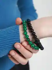 Зеленый двойной браслет из натуральных камней