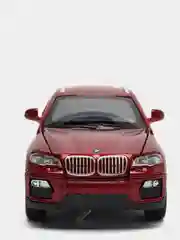 Красный модель автомобиля BMW X6, металл
