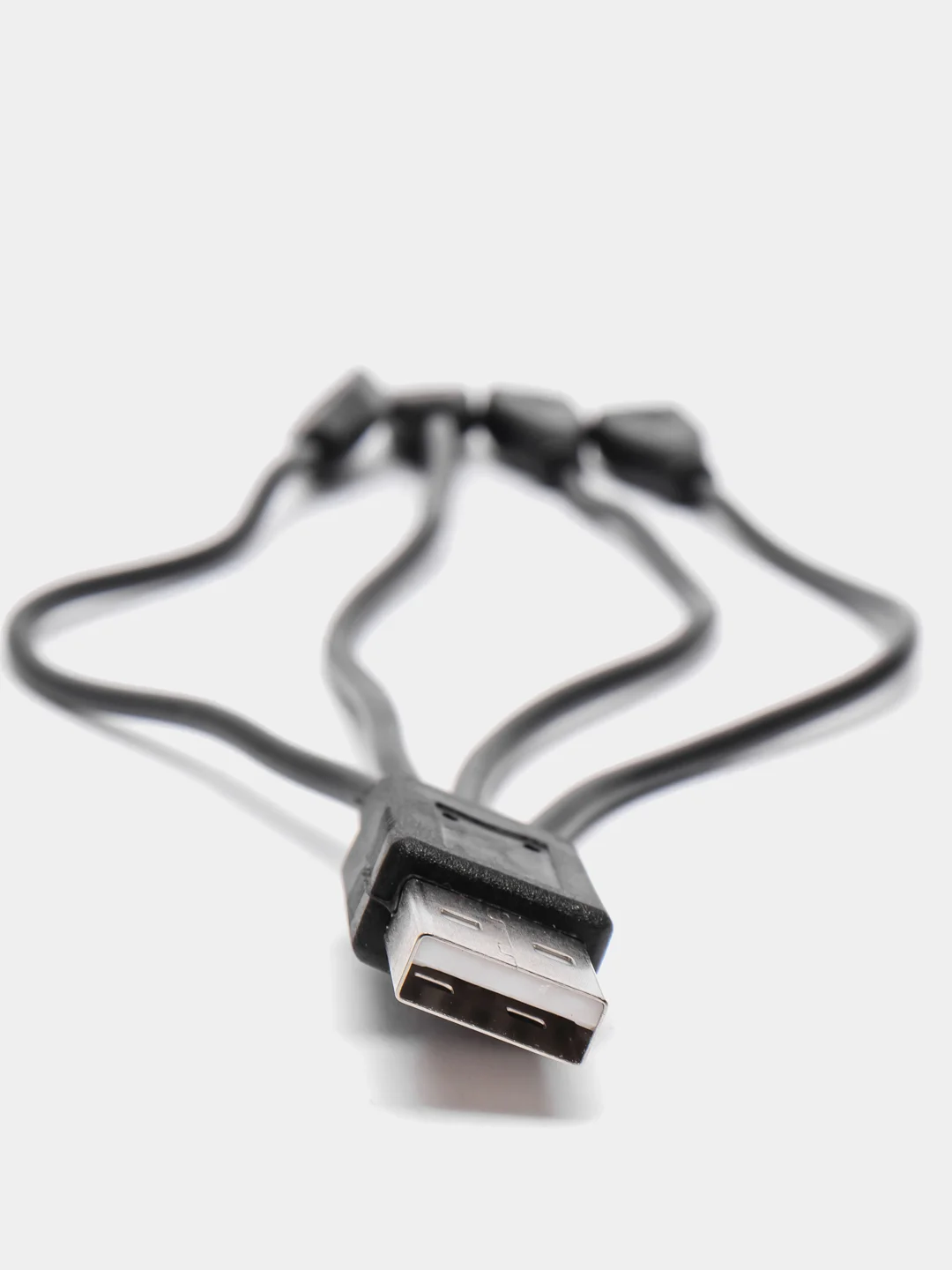 Кабель с 4 выходами Micro USB. шнур провод