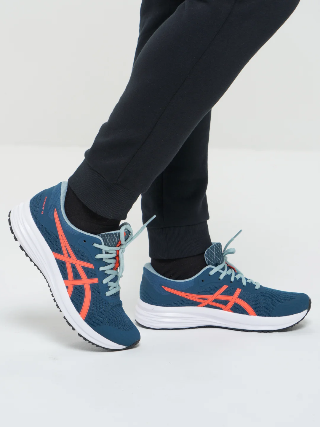 Синий кроссовки Asics Patriot 12 GS