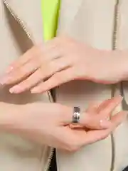 Желтый кольцо женское