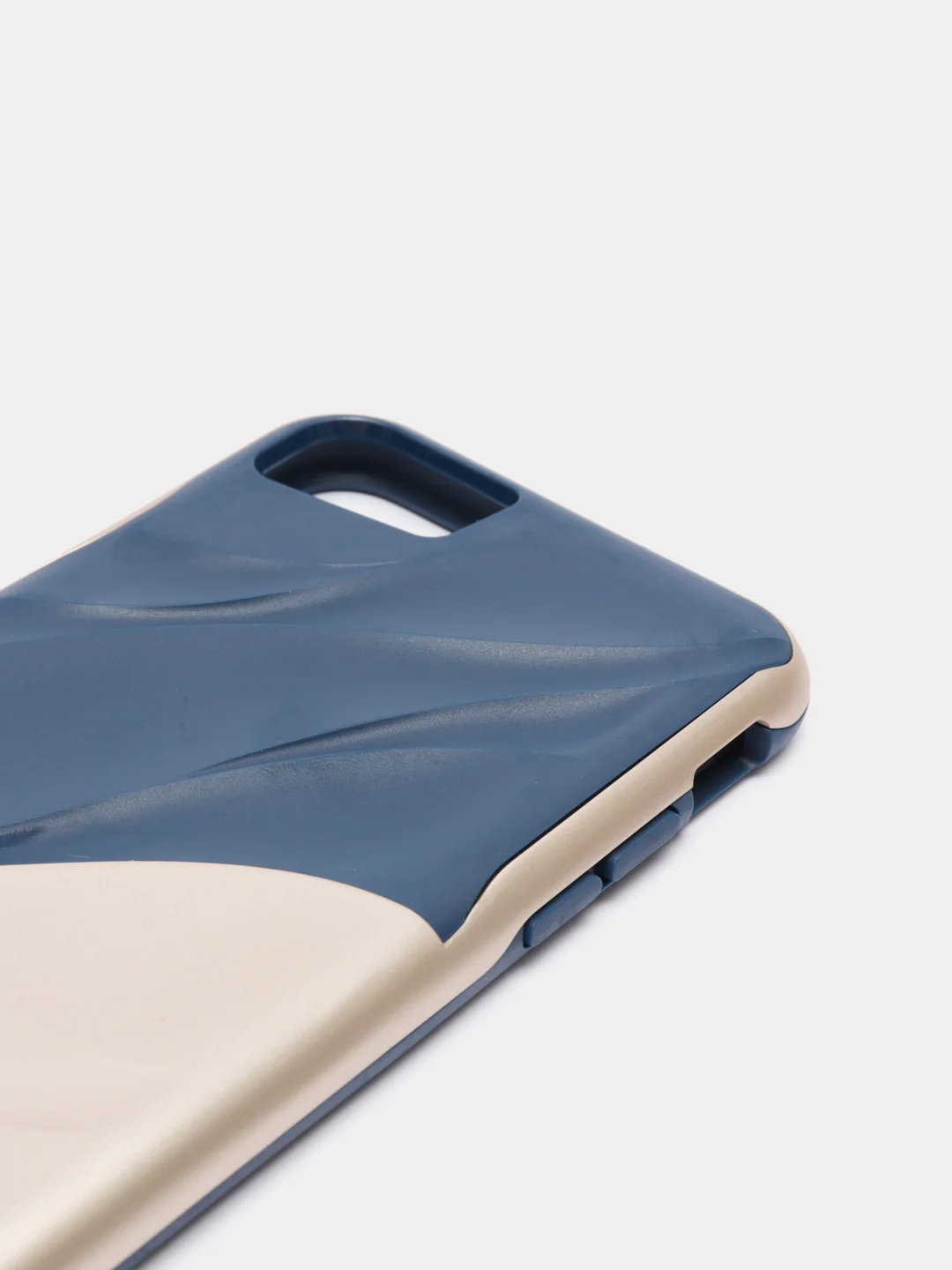 Золотой iphone 7/8/SE 2020, 7 Plus/8 Plus, 6/6s, 6 Plus/6s Plus чехол силиконовый с рельефом