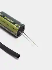 2200мкФ 35в Конденсатор LOW ESR 2200UF 35V 105C 16х32 WL JAMICON