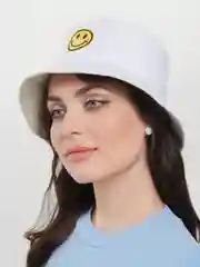 Белый панама со смайлом