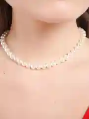 Бусы из искусственного жемчуга женские