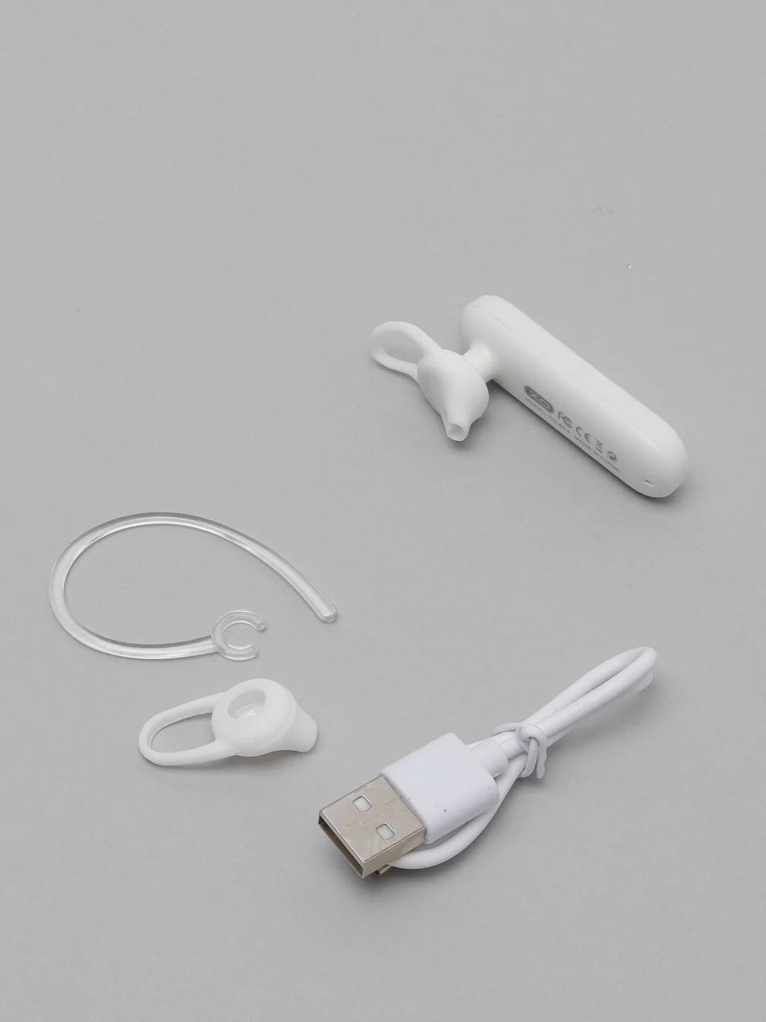 Белый беспроводная Bluetooth-гарнитура BE4