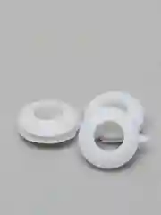 Белый втулка проходная для ввода и защиты кабеля, упаковка 10 штук