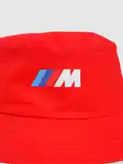 Красный панама "BMW"