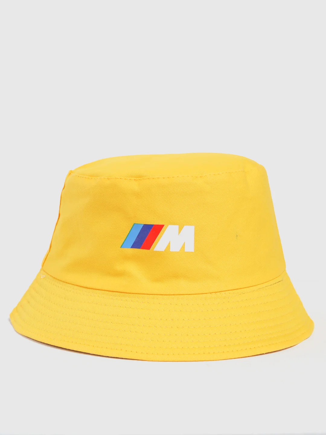 Желтый панама "BMW"