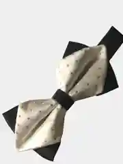 Кремовый бабочка двойная