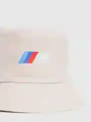 Бежевый панама "BMW"