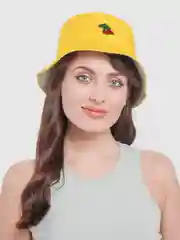 Желтый панама летняя