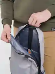Серый рюкзак спортивный, повседневный