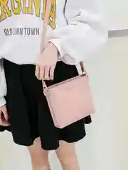 Розовый женская сумка