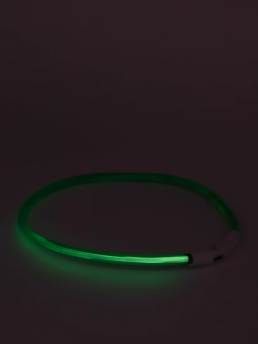 Зеленый светящийся LED ошейник силиконовый для собак, на USB зарядке