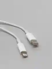 Белый зарядное устройство для iPhone (блок Type-C, PD, 20W + кабель Type-C/Lightning)