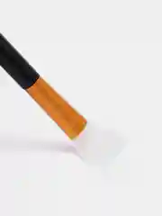 Черный кисть для маски