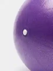 Фиолетовый надувной мяч