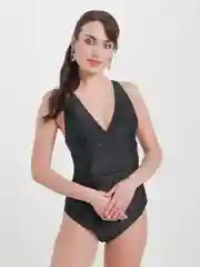 Черный купальник женский слитный