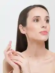 Белый серьги гвоздики с жемчугом, сталь