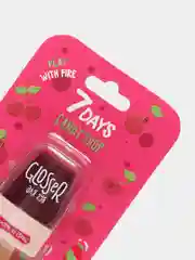 7DAYS Блеск для губ с блестками, "Вишневая поцелуйка" Candy Shop Lip Glosser / 03, 6 мл