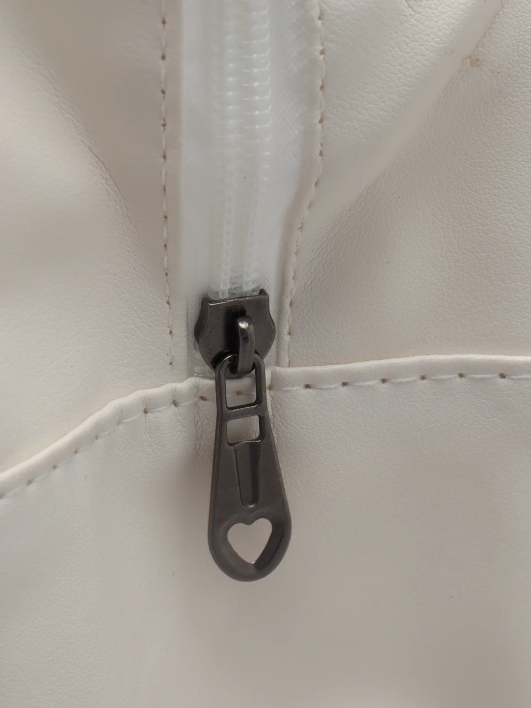 Белый сумка косметичка Washbag с ручками на молнии прозрачная, 4 цвета