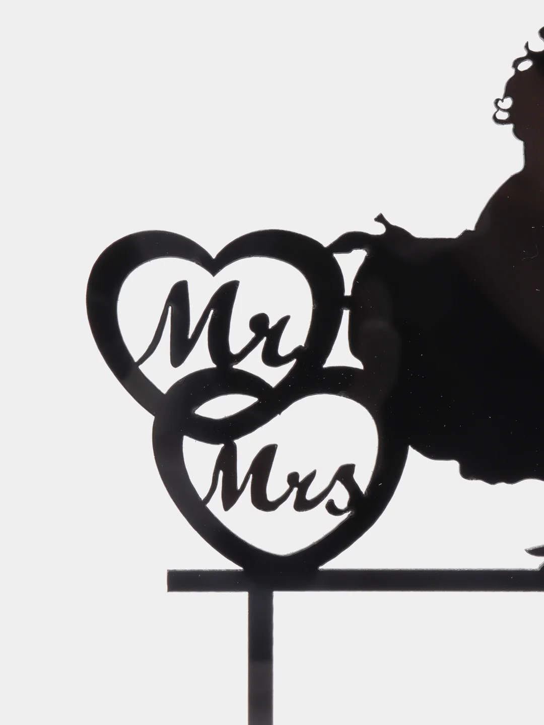 Черный топпер для свадебного торта молодожены "Mr&Mrs - поцелуй"